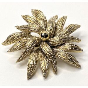 Gold Tone Gerry's Sea Anemone Brooch